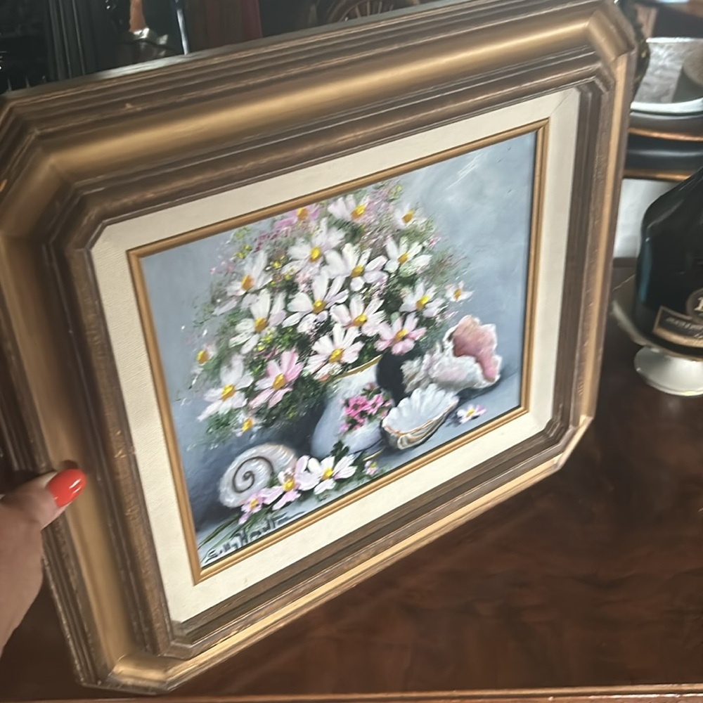 Vintage Seashells & Daisies Wall Hanging